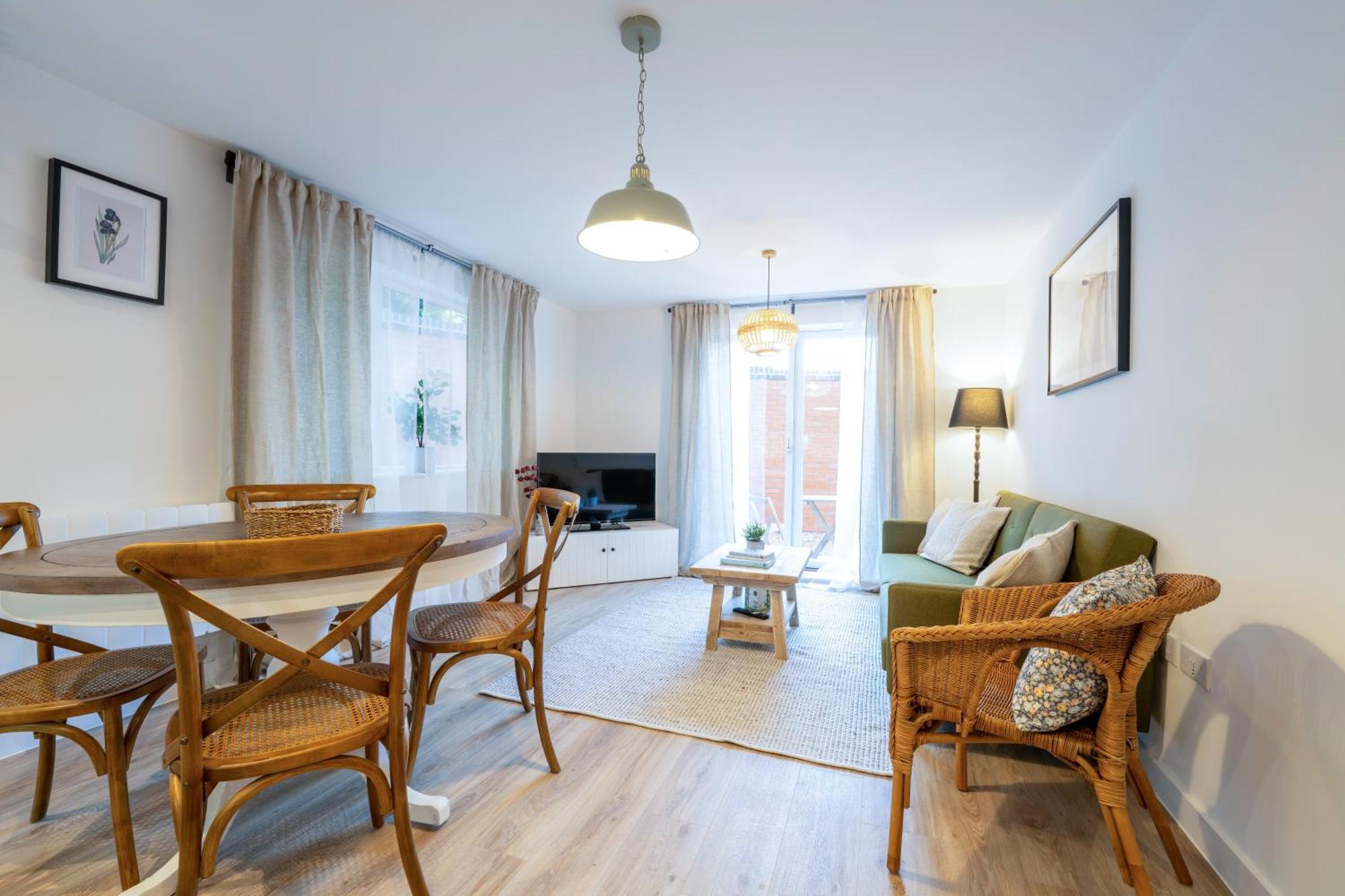 Tranquil Retreats In The Scenic Cotswolds Apartment Страуд Екстериор снимка